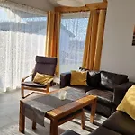 G8 Freistehendes Mit Gartenhaus By Interhome Сasa de vacaciones