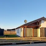 G8 Freistehendes Mit Gartenhaus By Interhome * Butjadingen