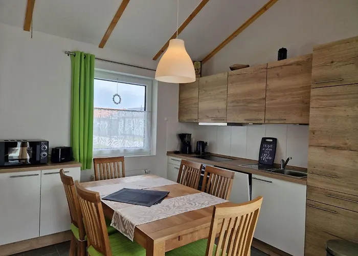 G8 Freistehendes Mit Gartenhaus By Interhome Σπίτι διακοπών *