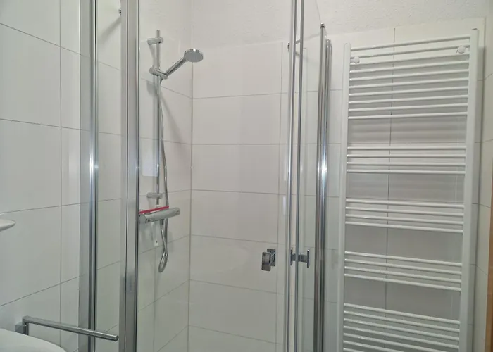 G8 Freistehendes Mit Gartenhaus By Interhome Σπίτι διακοπών